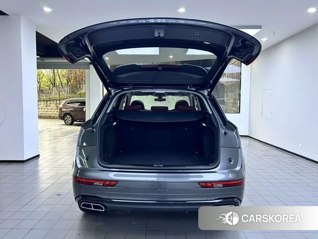 Audi Q5L 2023 Другой из Китая, фото 2