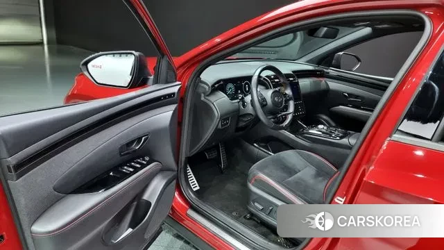 Hyundai Tucson (NX4) 2021 Красный из Кореи, фото 2