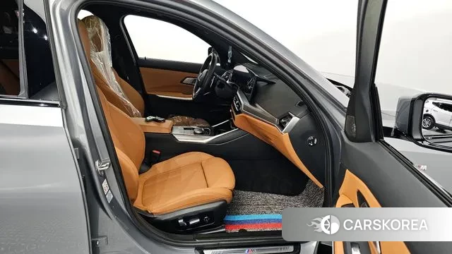 BMW 3 Series (G20) 2023 Серебристо-серый из Кореи, фото 2