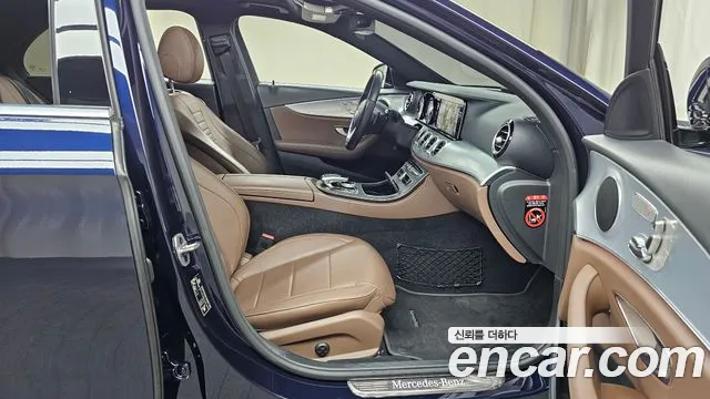 Mercedes-Benz E-Class W213 2020 Синий из Кореи, фото 2