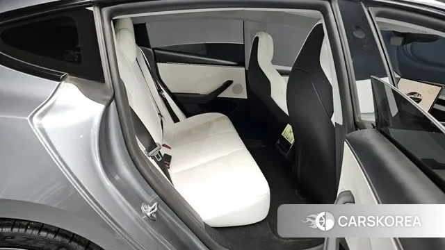 Tesla Model 3 2025 Серый из Кореи, фото 2