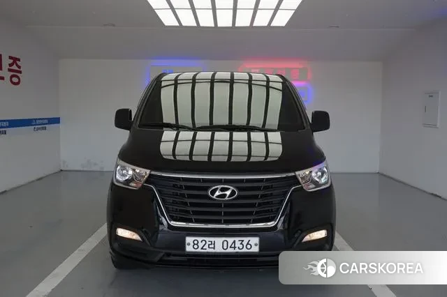 Hyundai The New Grand Starex 2019 Черный из Кореи, фото 2