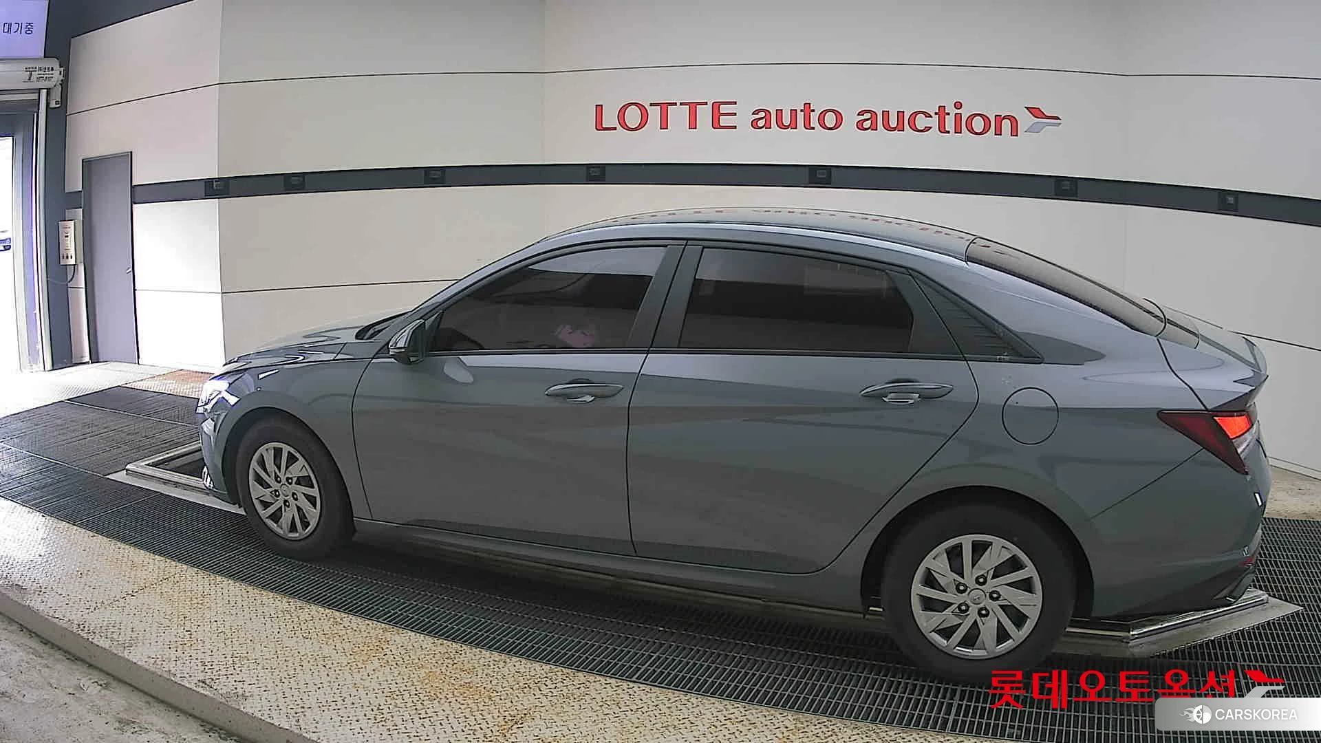 Hyundai Avante 2021 Electric Shadow из Кореи, фото 2