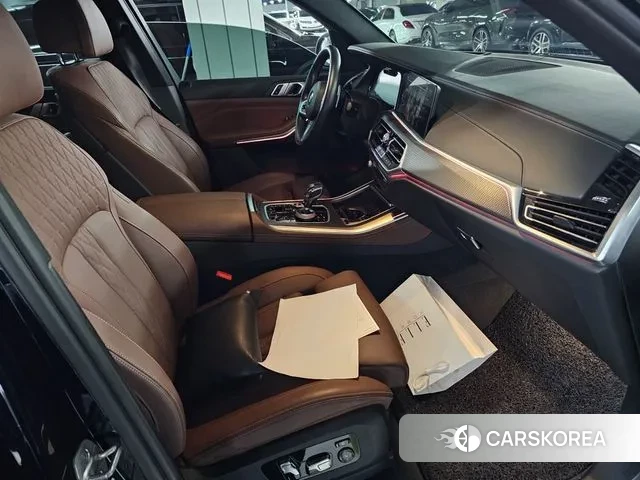 BMW X5 (G05) 2022 Черный из Кореи, фото 2