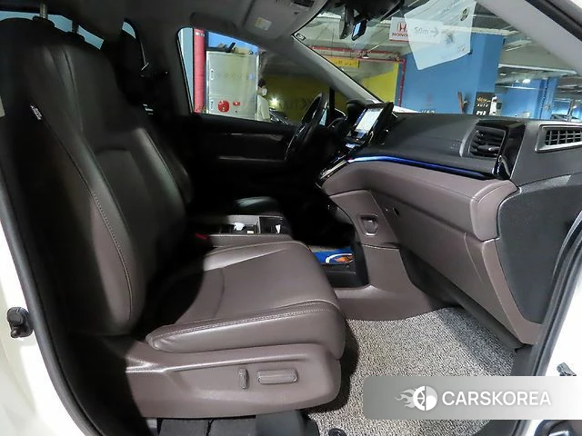 Honda Odyssey 2019 Белый из Кореи, фото 2