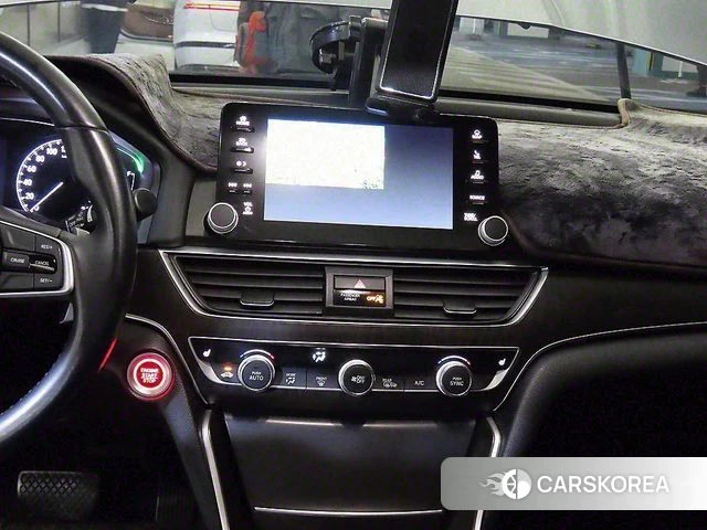 Honda Accord 10th Generation 2018 Серебристо-серый из Кореи, фото 2
