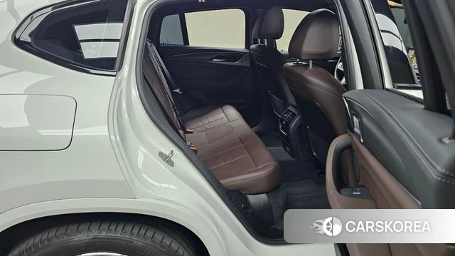 BMW X4 (G02) 2025 Белый из Кореи, фото 2