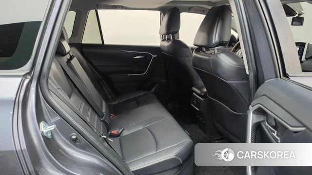 Toyota RAV4 5th Generation 2021 Серый из Кореи, фото 2