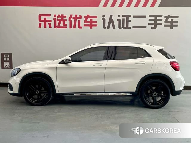 Mercedes-Benz GLA 2019 Белый из Китая, фото 2