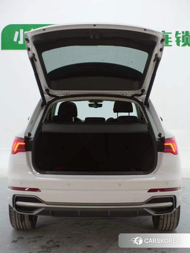 Audi Q3 2022 Белый из Китая, фото 2