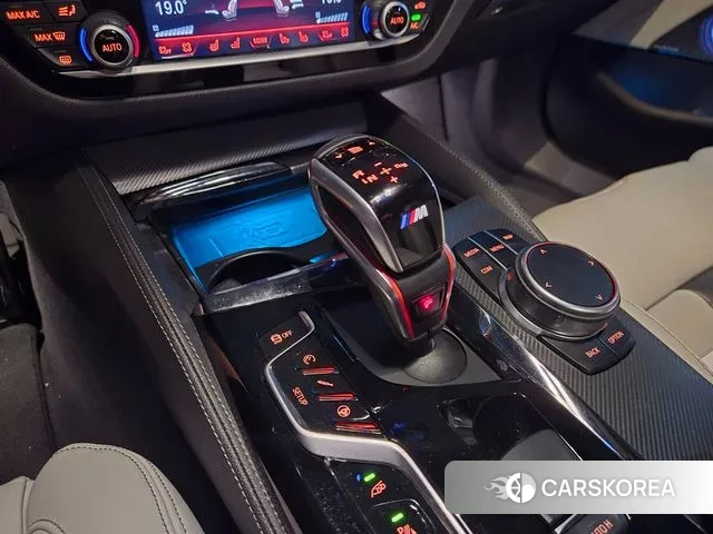 BMW M5 (F90) 2018 Черный из Кореи, фото 2