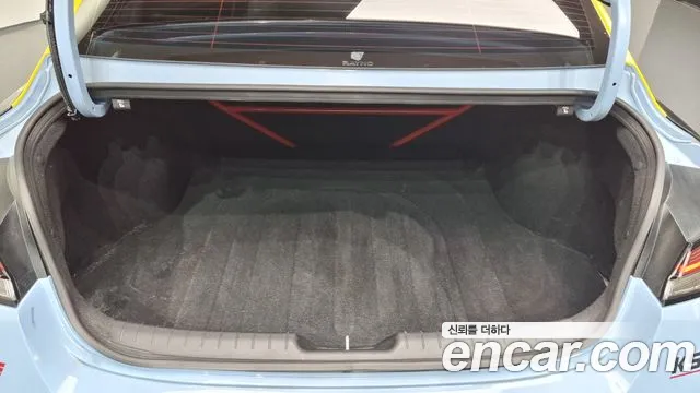 Hyundai The New Avante (CN7) 2023 Светло-серебряный цвет из Кореи, фото 2