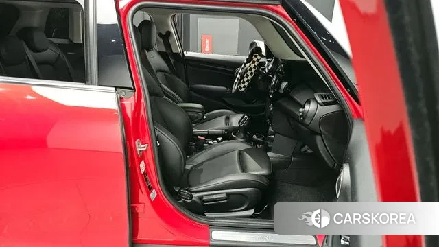 Mini Cooper 2020 Красный из Кореи, фото 2