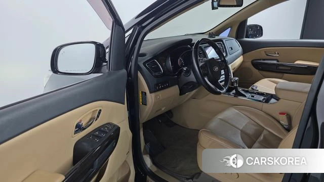 Kia The New Carnival 2018 Черный из Кореи, фото 2