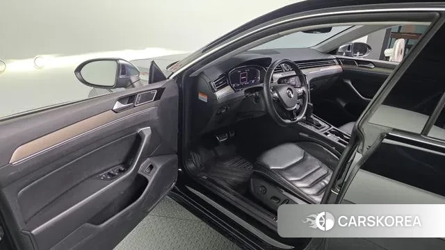 Volkswagen Arteon 2020 Черный из Кореи, фото 2