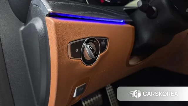 Mercedes-Benz E-Class W213 2021 Белый из Кореи, фото 2