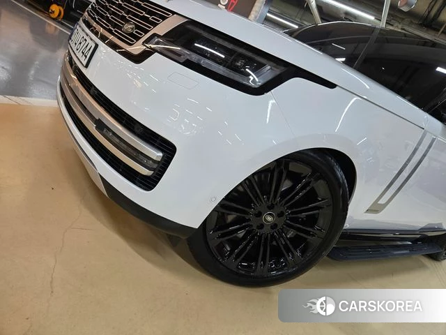 Land Rover Range Rover 5th Generation 2023 Белый из Кореи, фото 2