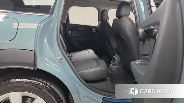 Mini Cooper Countryman 2022 Цвет галактики из Кореи, фото 2