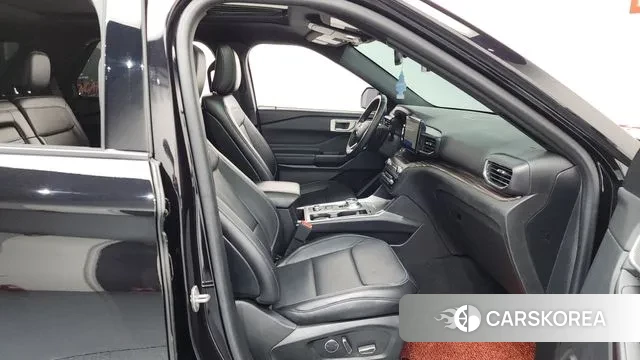 Ford Explorer 6th Generation 2020 Черный из Кореи, фото 2