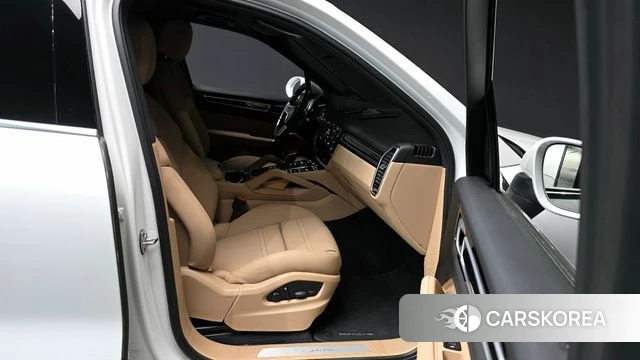 Porsche Cayenne (PO536) 2022 Белый из Кореи, фото 2