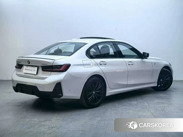 BMW 3 series 2023 Белый из Китая, фото 2