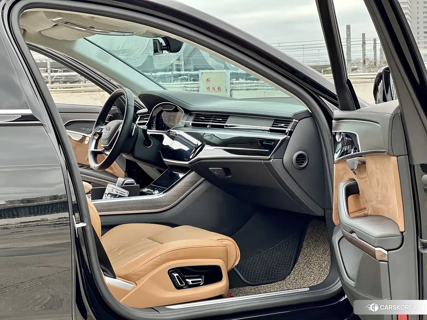 Audi A8 2019 Черный из Китая, фото 2