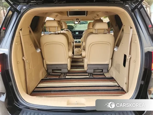 Kia The New Carnival 2018 Черный из Кореи, фото 2