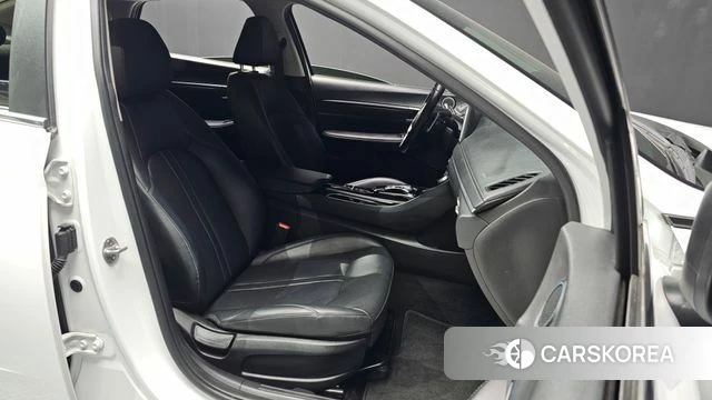 Hyundai Sonata (DN8) 2023 Белый из Кореи, фото 2