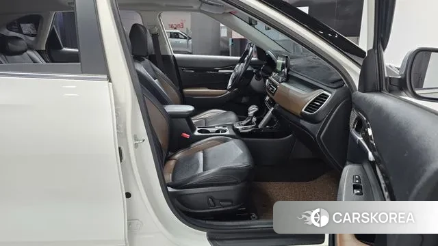 Kia Seltos 2022 Белый из Кореи, фото 2