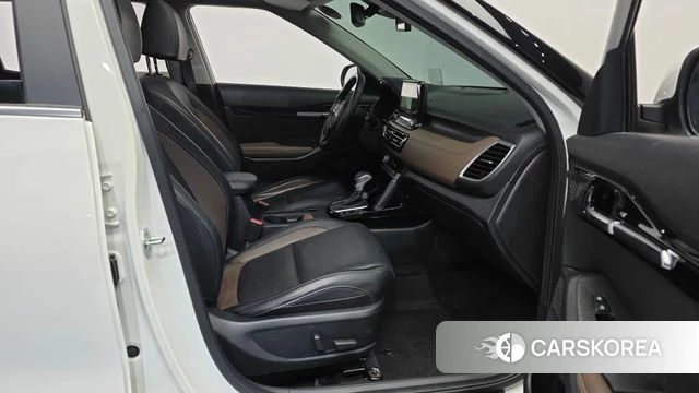 Kia Seltos 2021 Белый из Кореи, фото 2