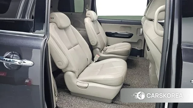 Kia The New Carnival 2018 Серый из Кореи, фото 2