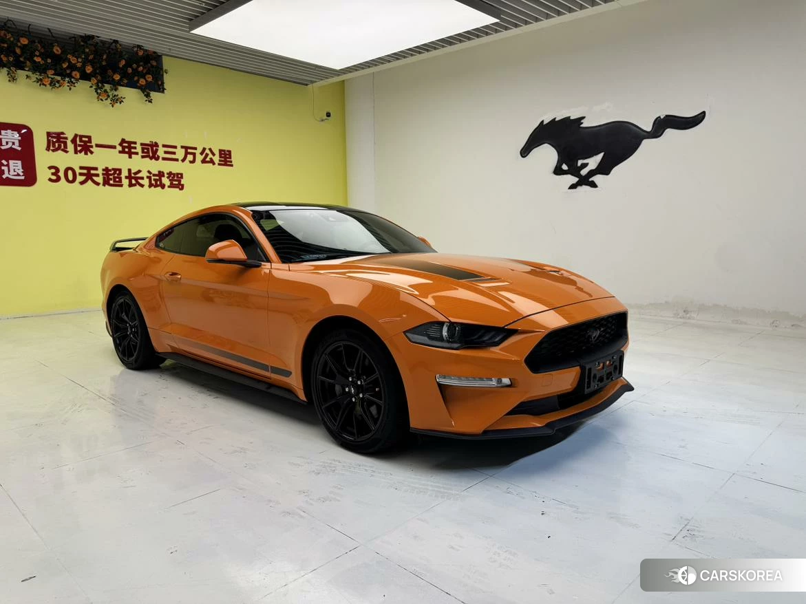 Ford Mustang 2019 Оранжевый из Китая, фото 2