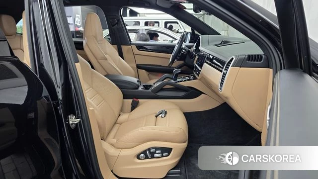 Porsche Cayenne (PO536) 2020 Черный из Кореи, фото 2