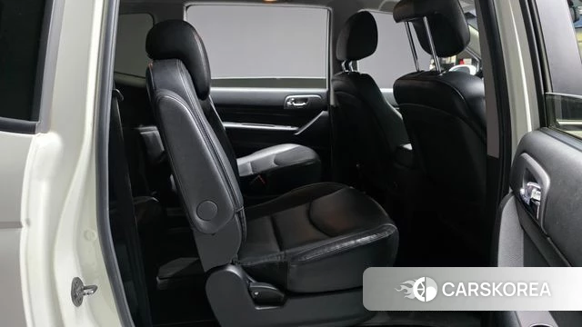 Ssangyong Korando Turismo 2018 Белый из Кореи, фото 2