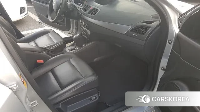 Renault Korea (Samsung) SM3 Neo 2019 Серебряный из Кореи, фото 2