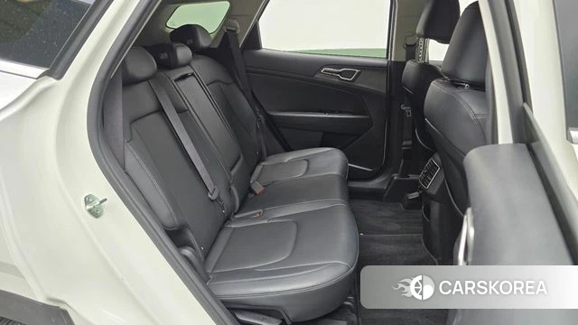 Kia Sportage 5th Generation 2023 Белый из Кореи, фото 2