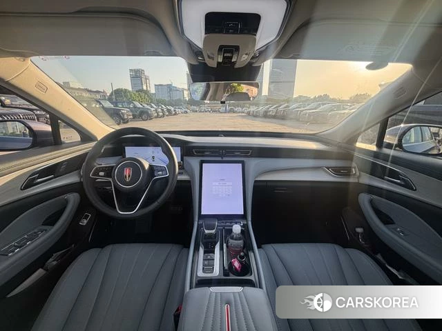 Red flag H5 PHEV 2025 Серебристо-серый из Китая, фото 2