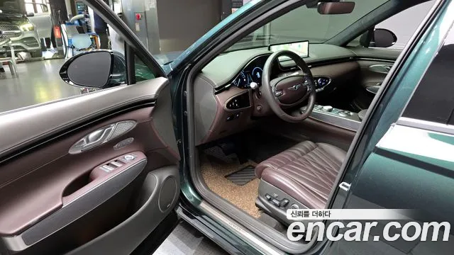 Genesis GV70 2022 Темно-зеленый из Кореи, фото 2