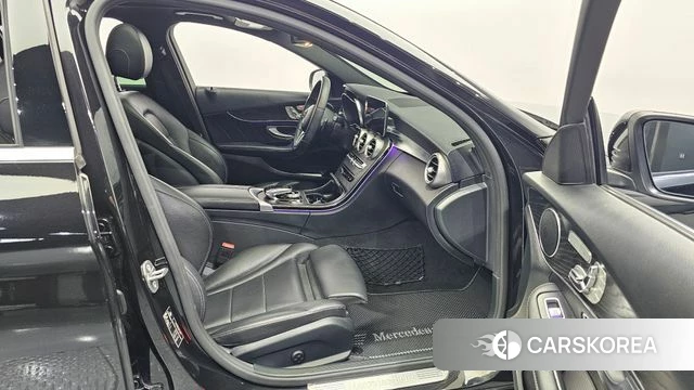 Mercedes-Benz C-Class W205 2019 Черный из Кореи, фото 2