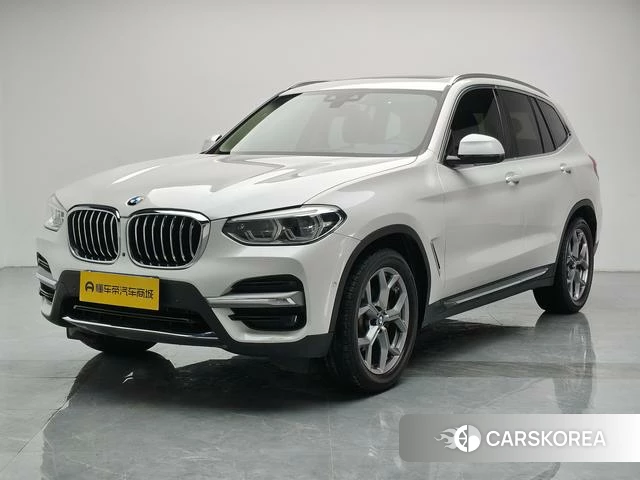 BMW X3 2021 Белый из Китая, фото 2