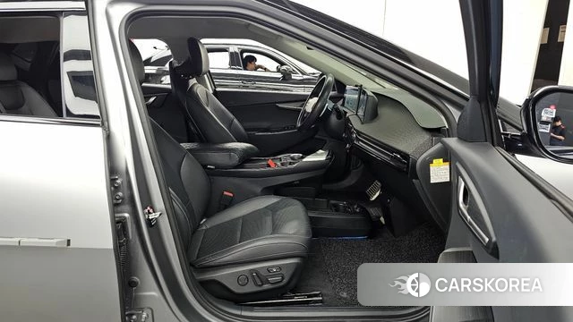 Kia EV6 2023 Серый из Кореи, фото 2
