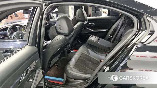 BMW 3 Series (G20) 2021 Черный из Кореи, фото 2