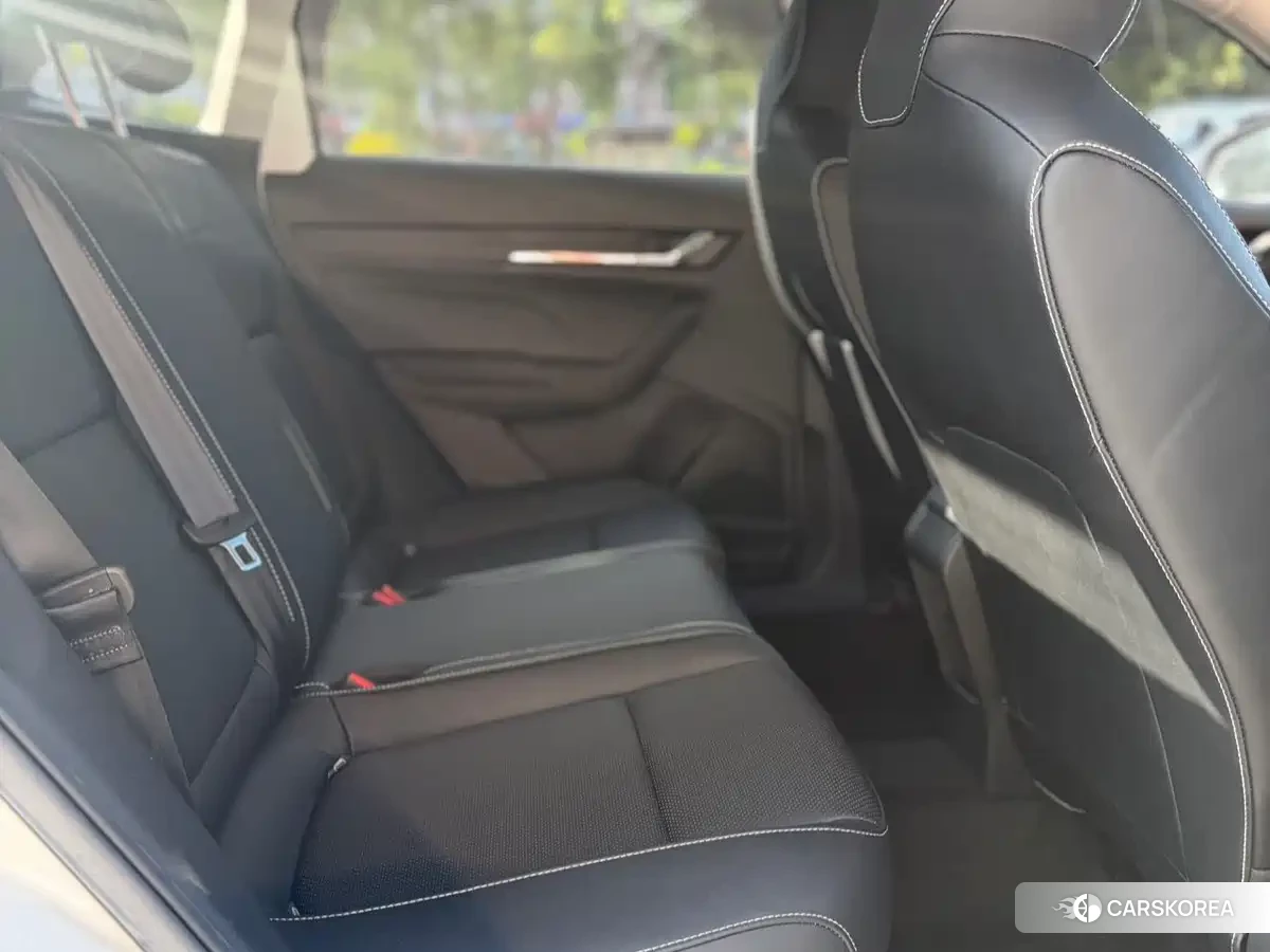 Skoda Komick 2023 Белый из Китая, фото 2