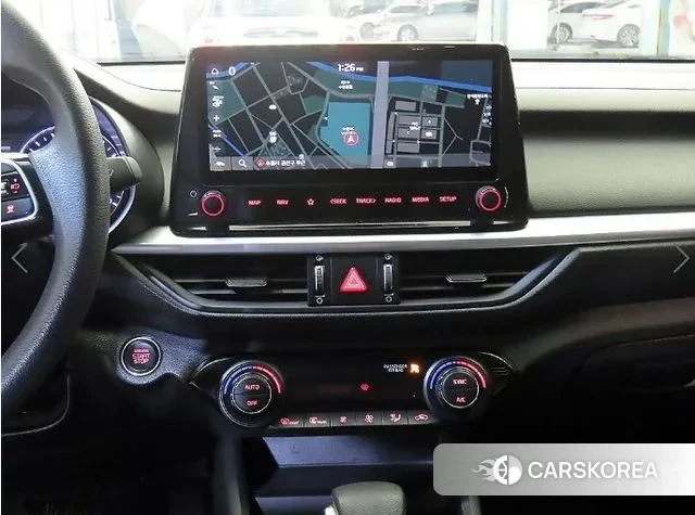 Kia The New K3 2nd generation 2021 Белый из Кореи, фото 2