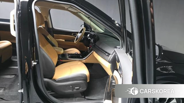 Kia Carnival 4th generation 2022 Черный из Кореи, фото 2