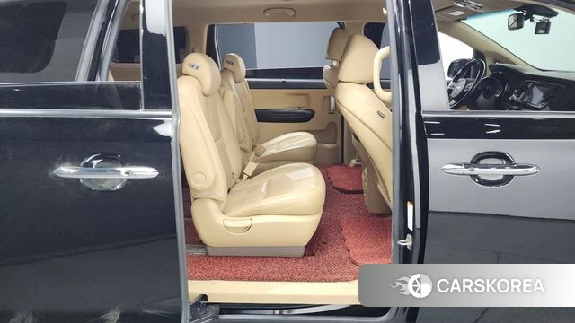 Kia The New Carnival 2018 Черный из Кореи, фото 2