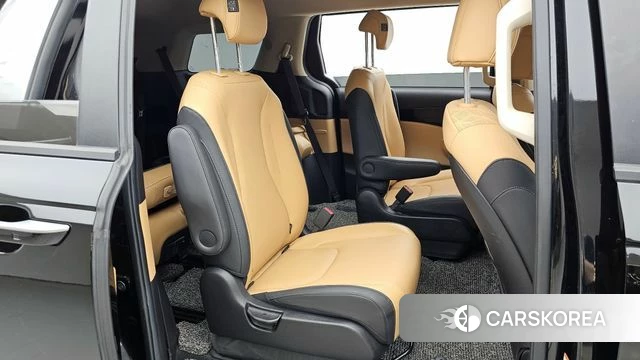 Kia Carnival 4th generation 2021 Черный из Кореи, фото 2