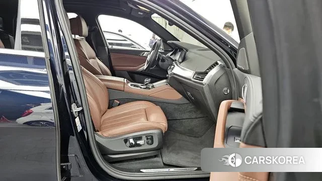 BMW X6 (G06) 2020 Черный из Кореи, фото 2