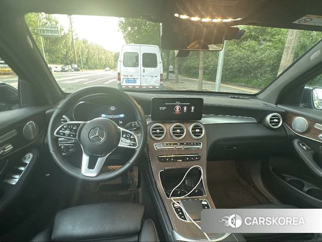 Mercedes-Benz GLC 2021 Зеленый из Китая, фото 2