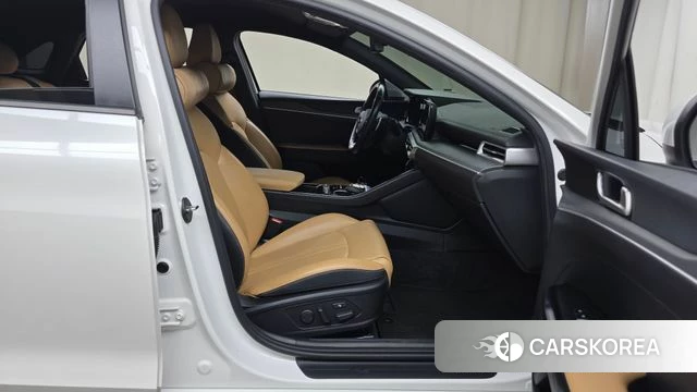 Kia K5 3rd generation 2021 Белый из Кореи, фото 2